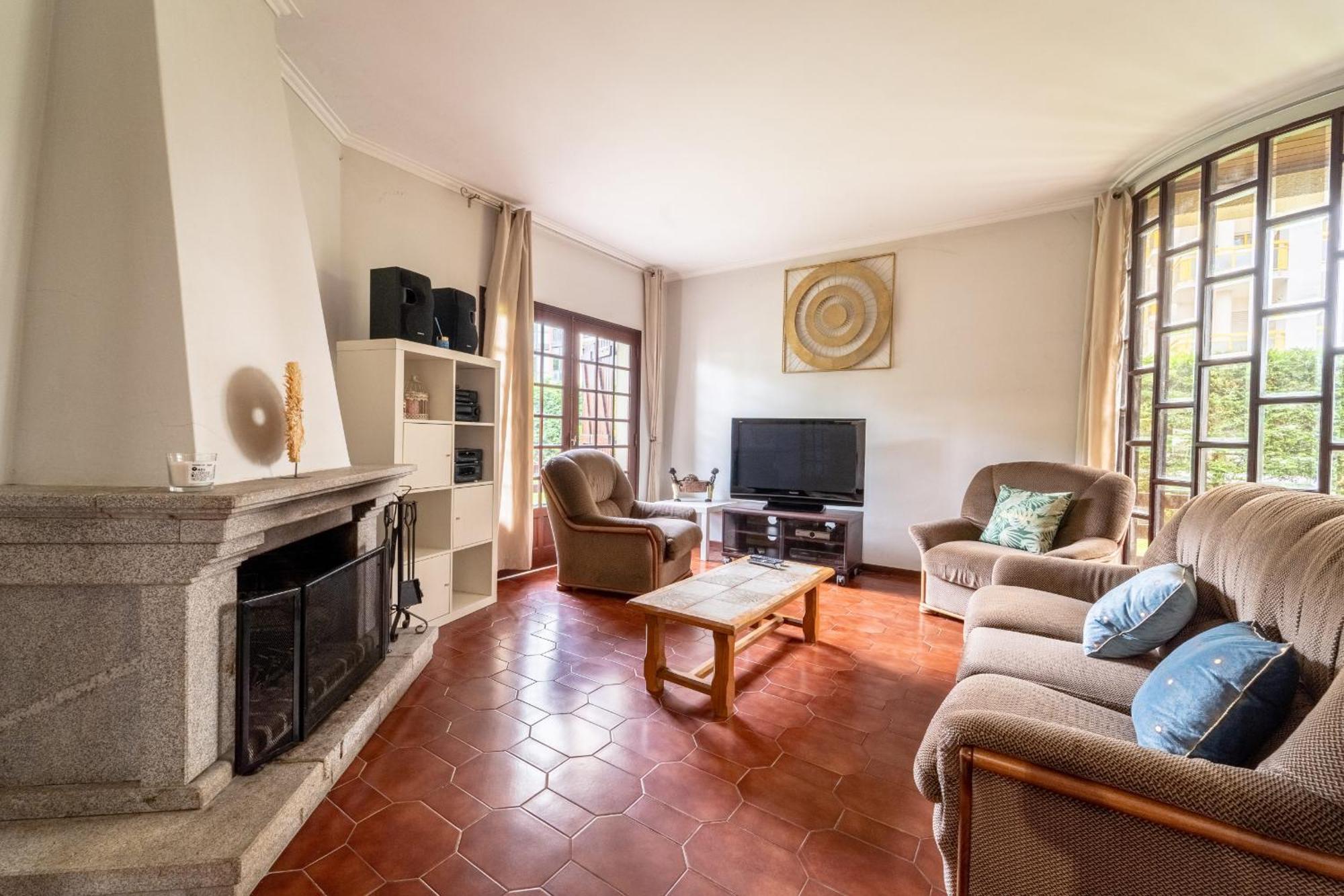 Amorosa Villa, 500M From The Beach By House And People Eksteriør billede