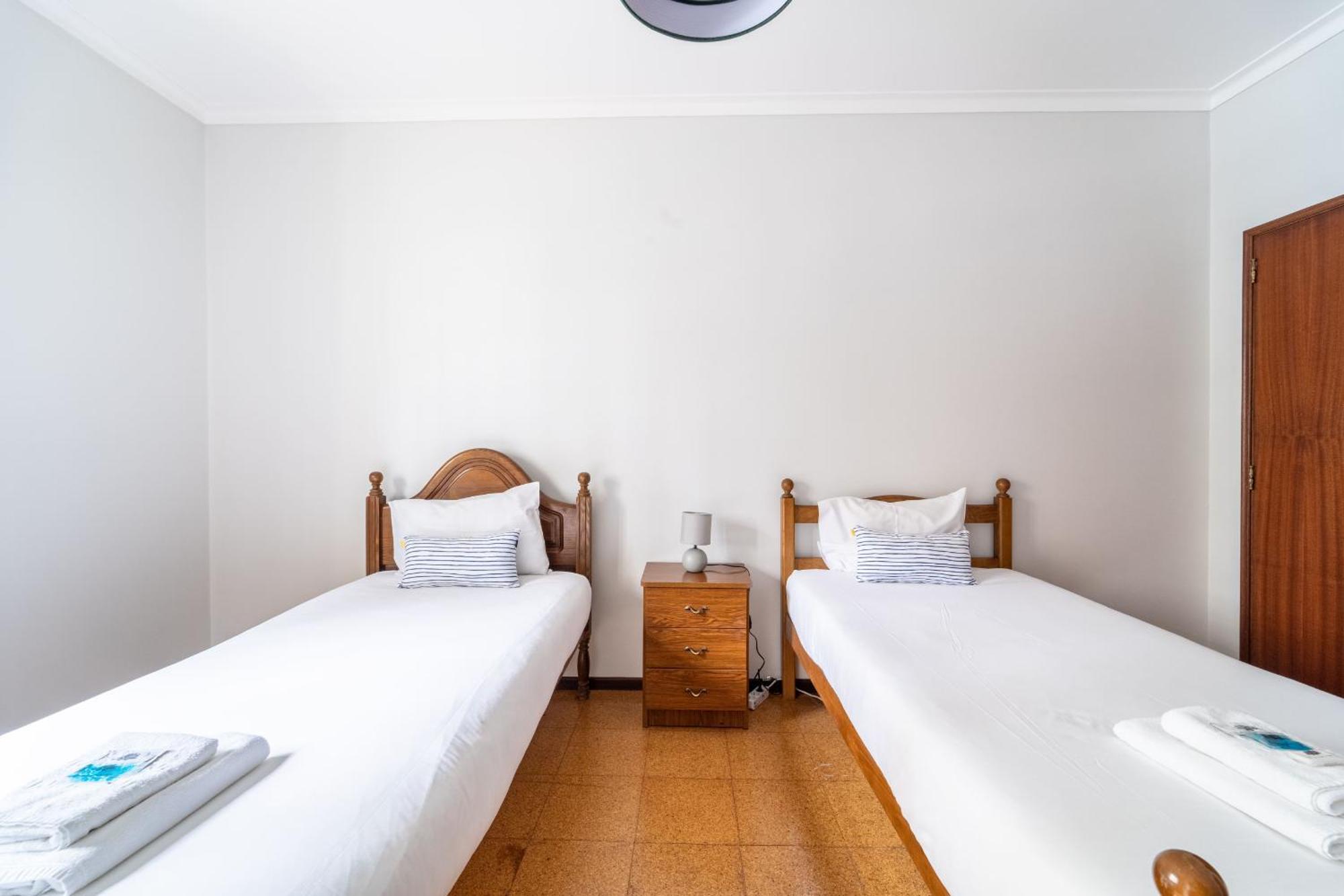 Amorosa Villa, 500M From The Beach By House And People Eksteriør billede