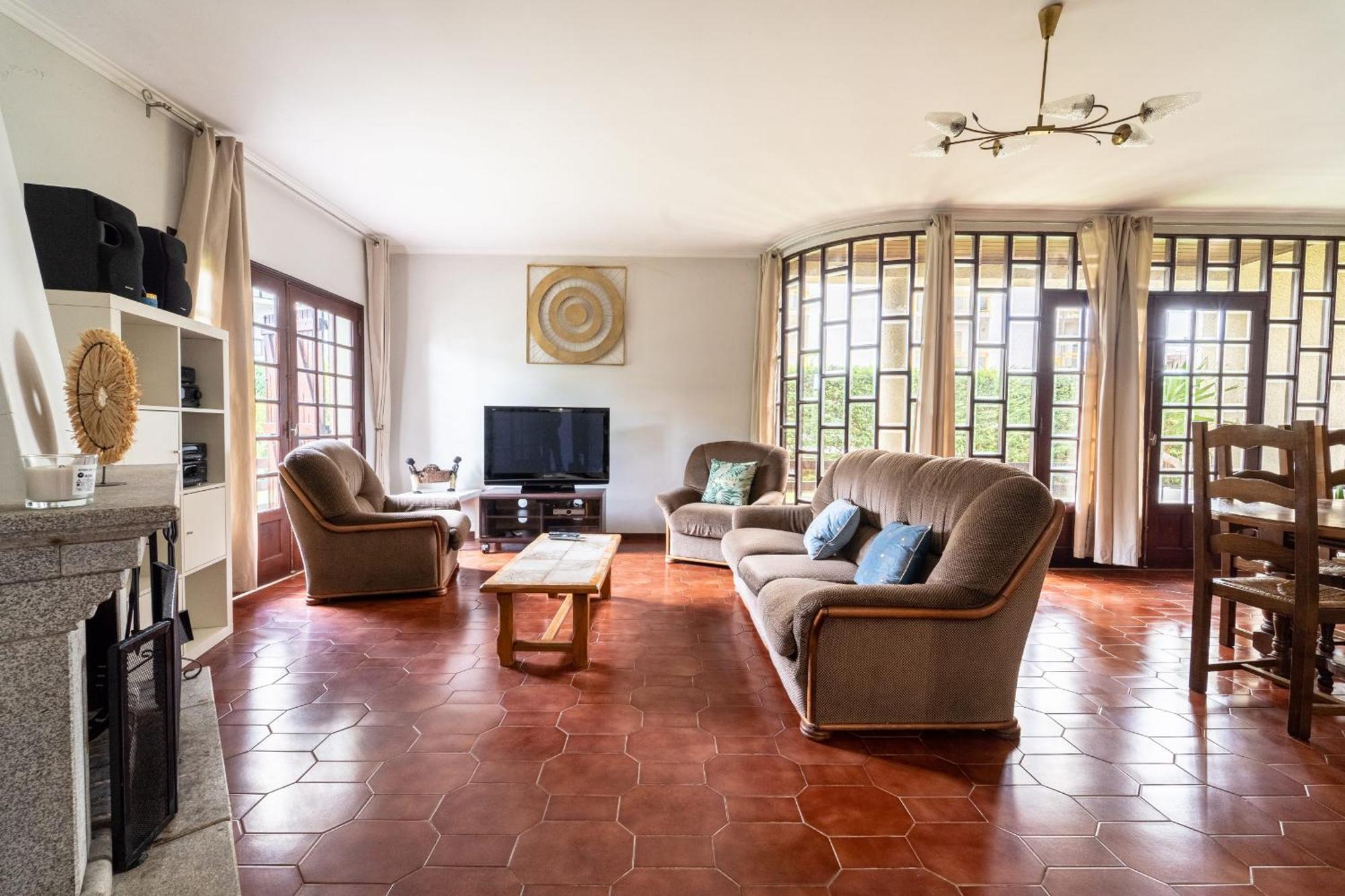 Amorosa Villa, 500M From The Beach By House And People Eksteriør billede